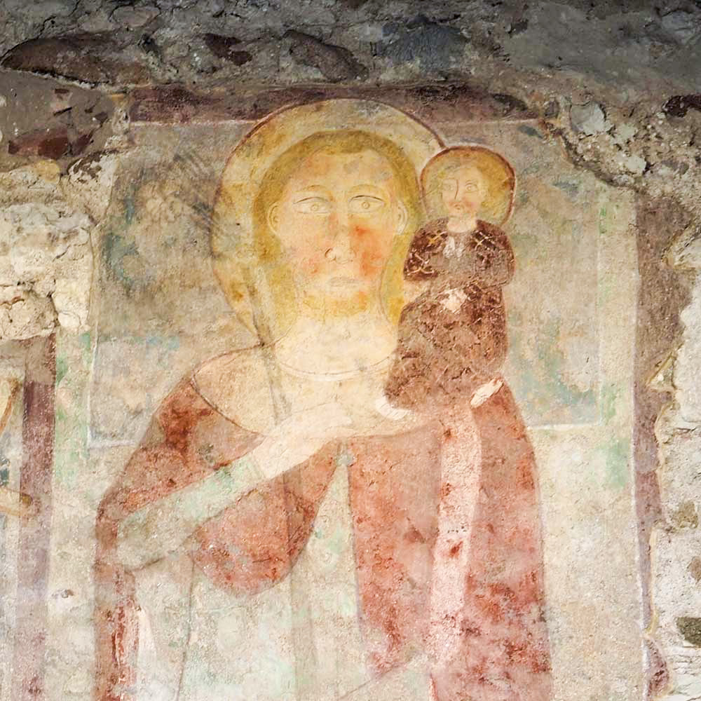 Affresco di San Cristoforo sul campanile della Chiesa di San Michele di Gaium - Cammino Sentiero di Maria